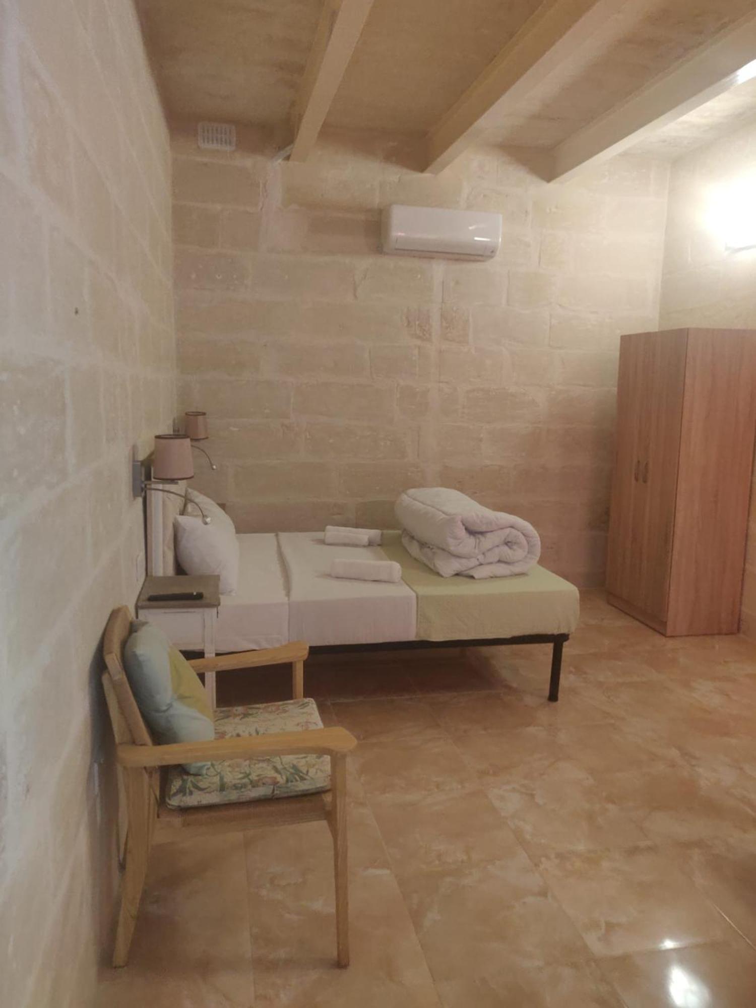 Apartament St Joseph Building *
